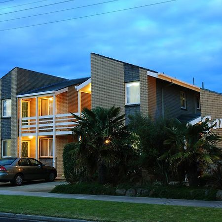 Sandpiper Holiday Apartments Лейкс-Ентранс Екстер'єр фото