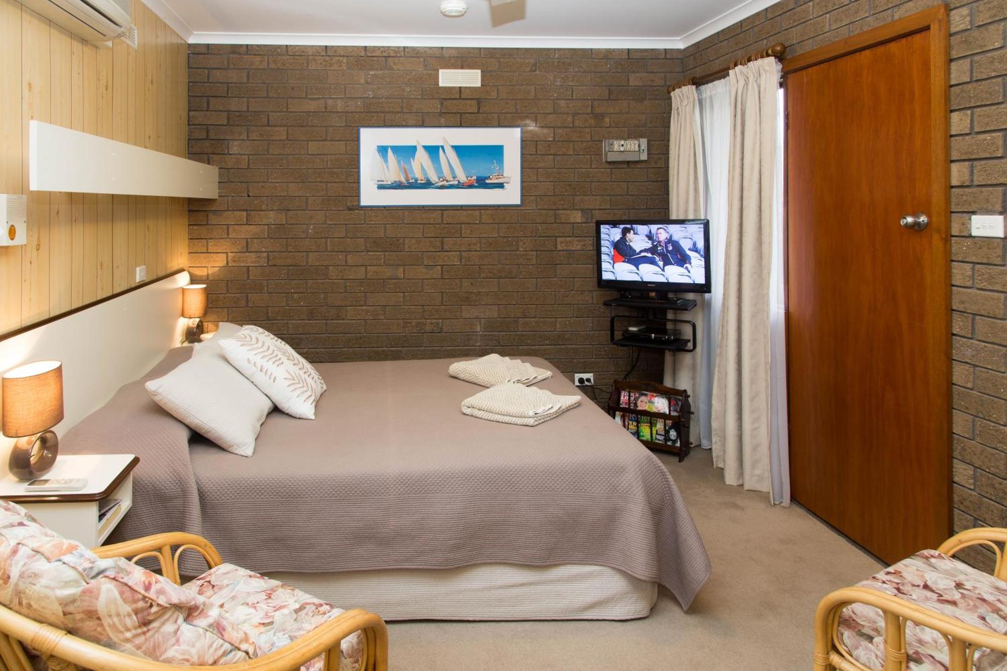 Sandpiper Holiday Apartments Лейкс-Ентранс Екстер'єр фото