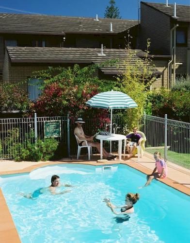 Sandpiper Holiday Apartments Лейкс-Ентранс Екстер'єр фото