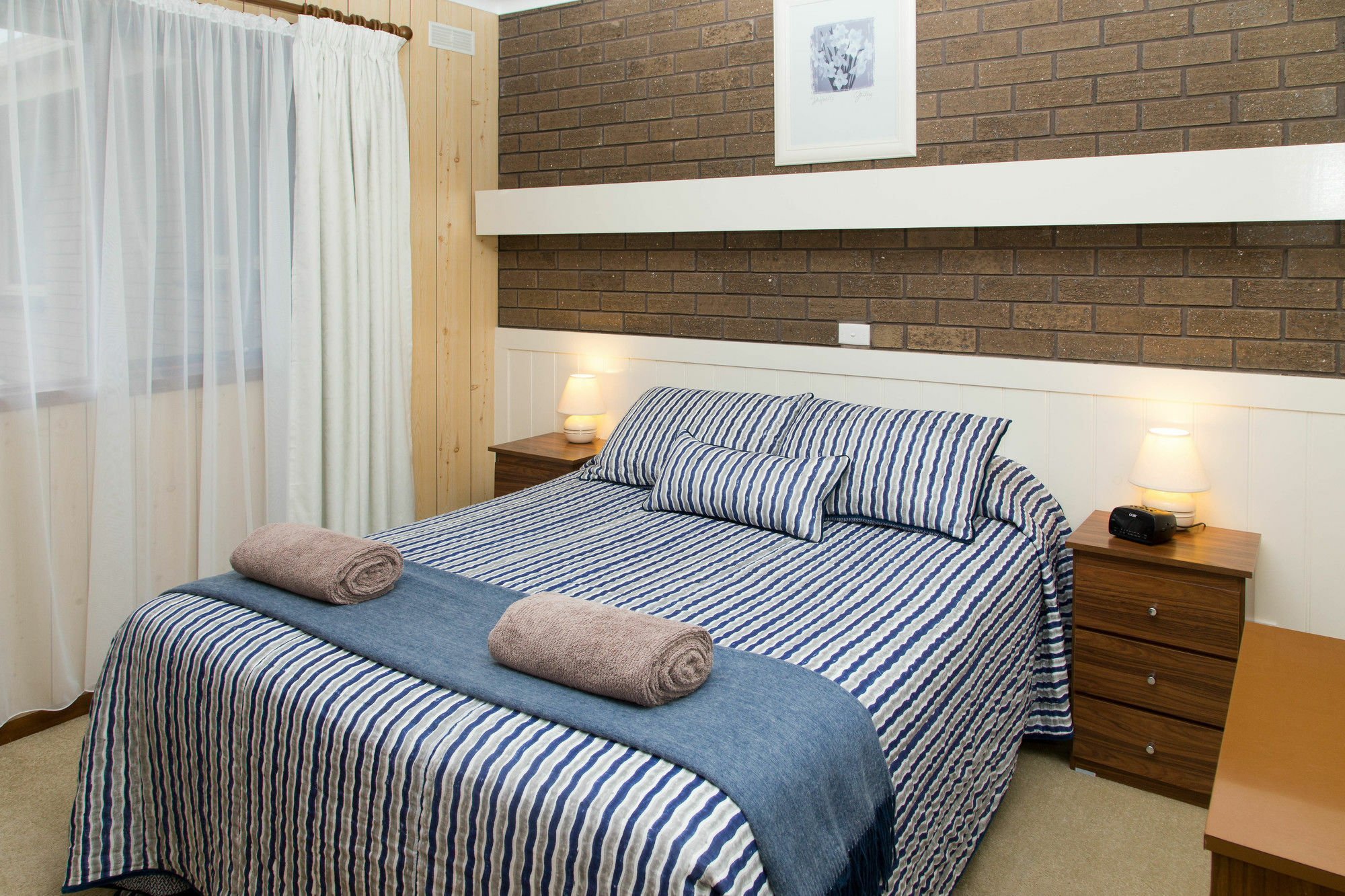 Sandpiper Holiday Apartments Лейкс-Ентранс Екстер'єр фото
