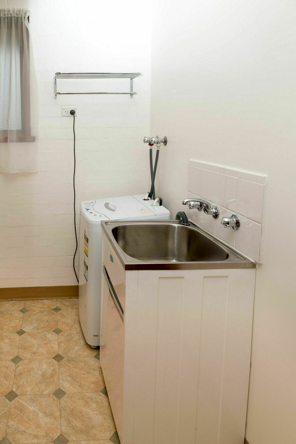 Sandpiper Holiday Apartments Лейкс-Ентранс Екстер'єр фото