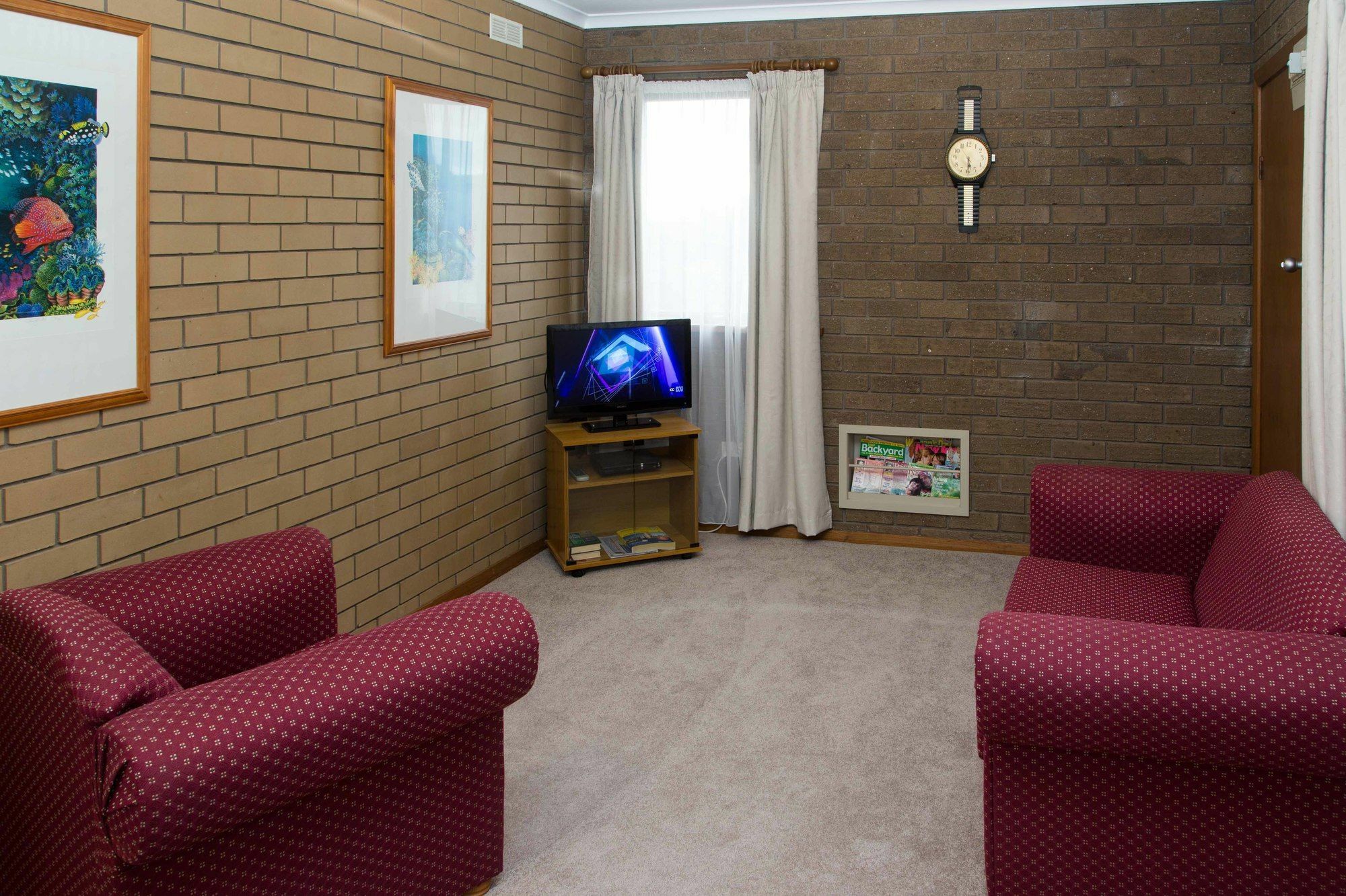 Sandpiper Holiday Apartments Лейкс-Ентранс Екстер'єр фото